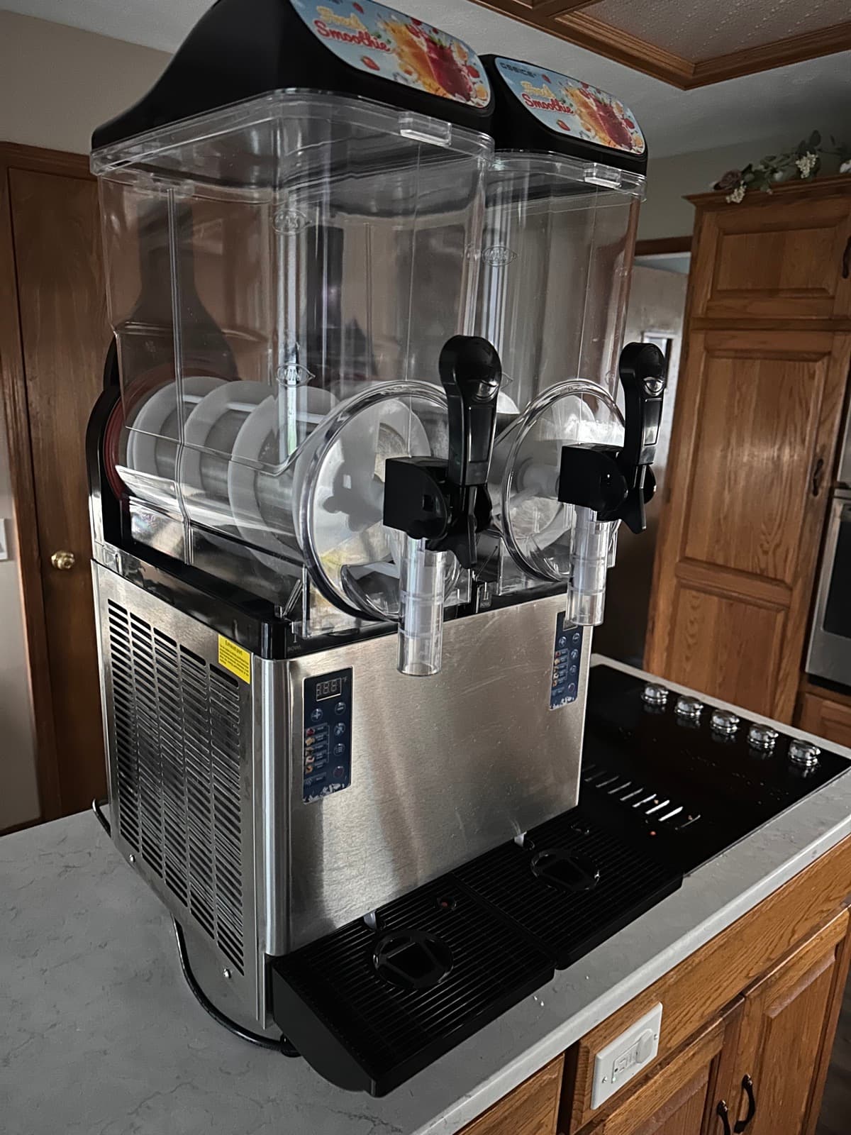 Double-bowl frozen slushie machine rental for summer parties and events